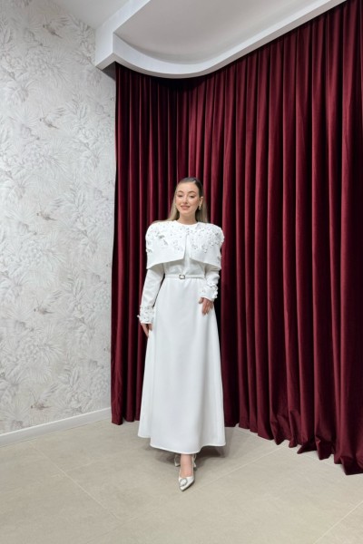 BBC PELERİNLİ ELBİSE - EKRU